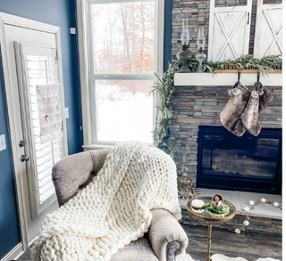 Hand-Knit Chunky Blanket